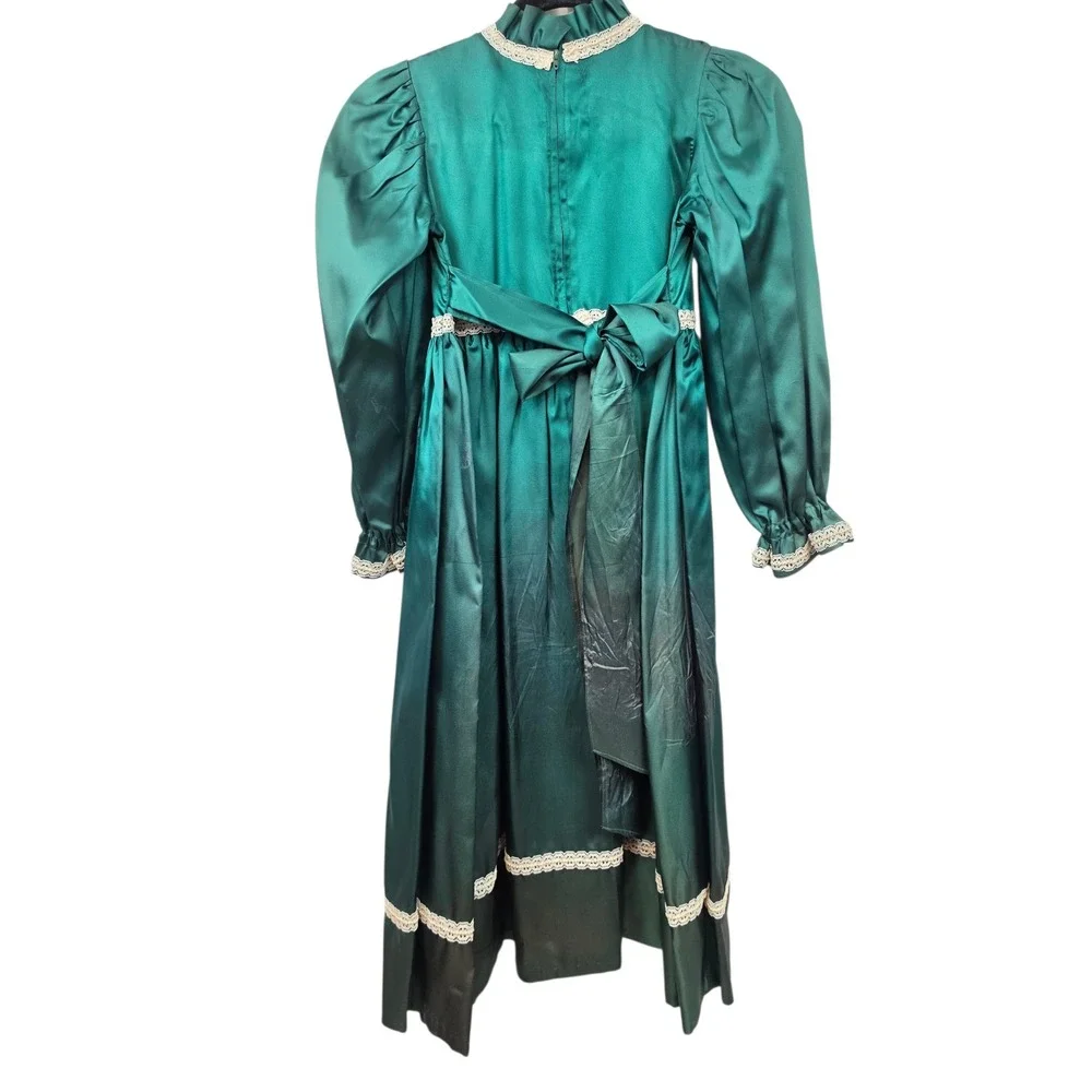 Vintage Emerald Green Satin Prairie Dress Girls Lace Trim Victorian Costume